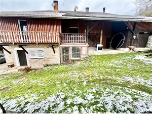 maison de village à la vente -   01130  SAINT GERMAIN DE JOUX, surface 150 m2 vente maison de village - UBI433193135